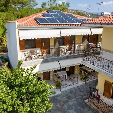 Apartamento Laskarina Garden Potos